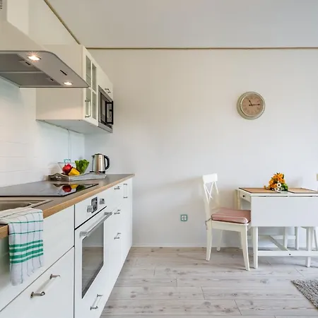 아파트 Backbord-koje