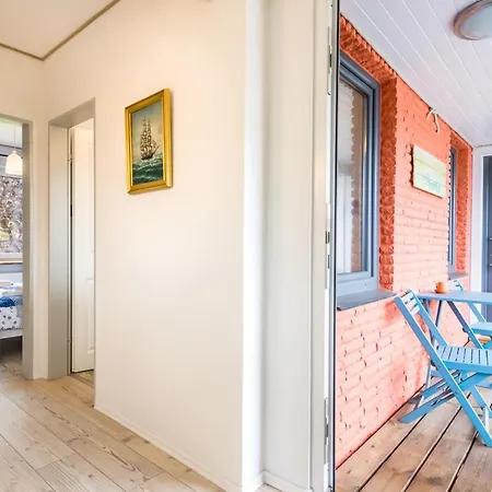 아파트 Backbord-koje *